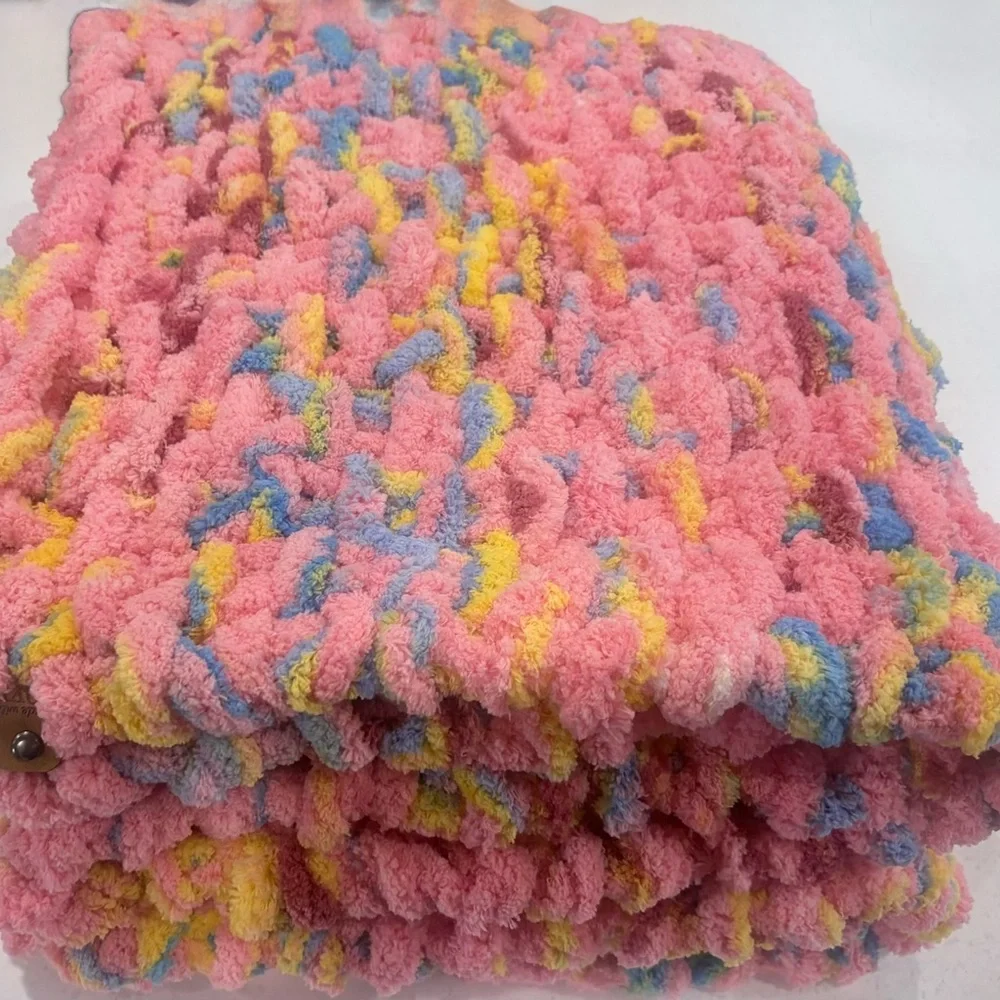 Newly Crafted “Confetti” Handmade Knit Linen-Stitch Chunky Blanket Throw 32x50